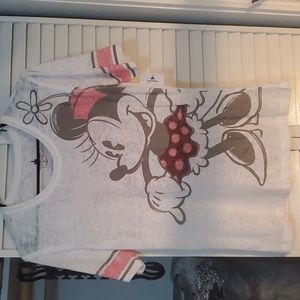 NWT Minnie Mouse Sheer Disney shirt. Size Medium
